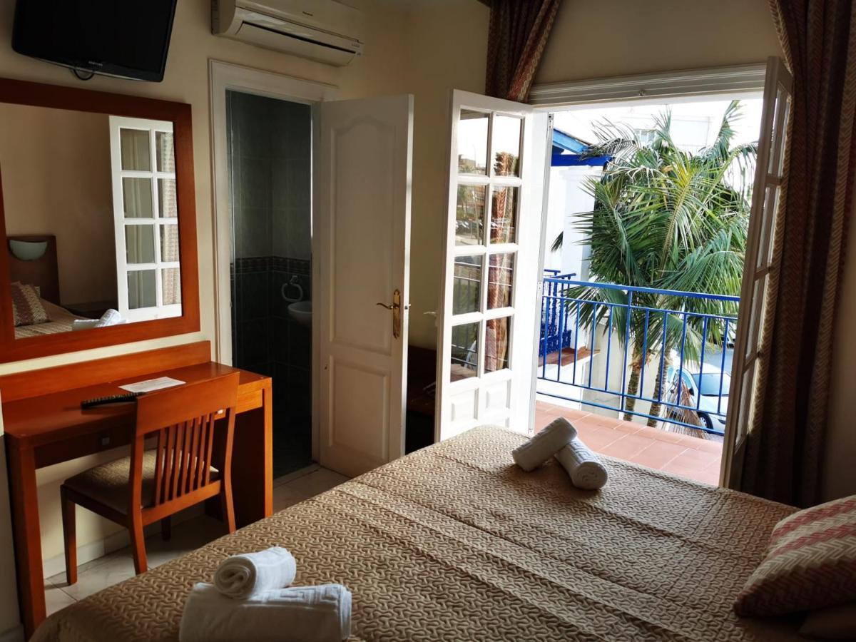 Hostal Marazul 内尔哈 外观 照片