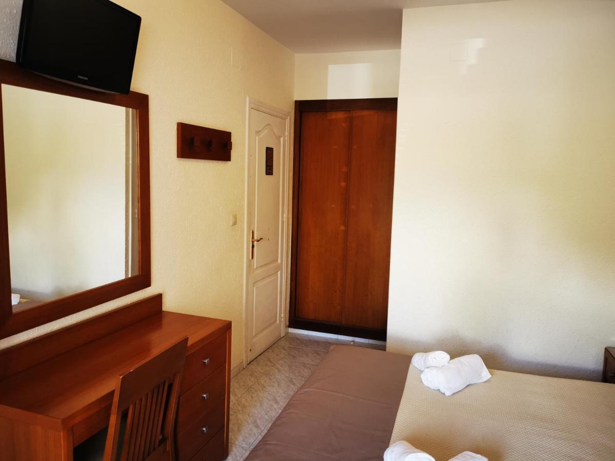 Hostal Marazul 内尔哈 外观 照片